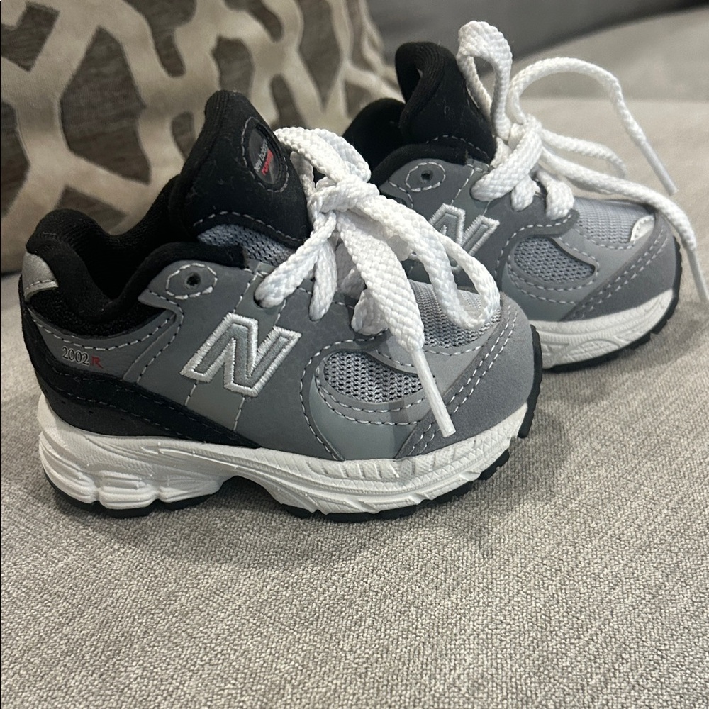 New Balance Baby Gray and Black Sneakers